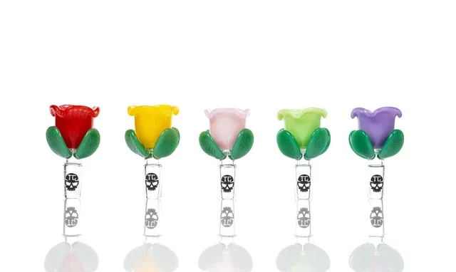 Toxic Glass Rose Petal Bowl with Screen - 14mm